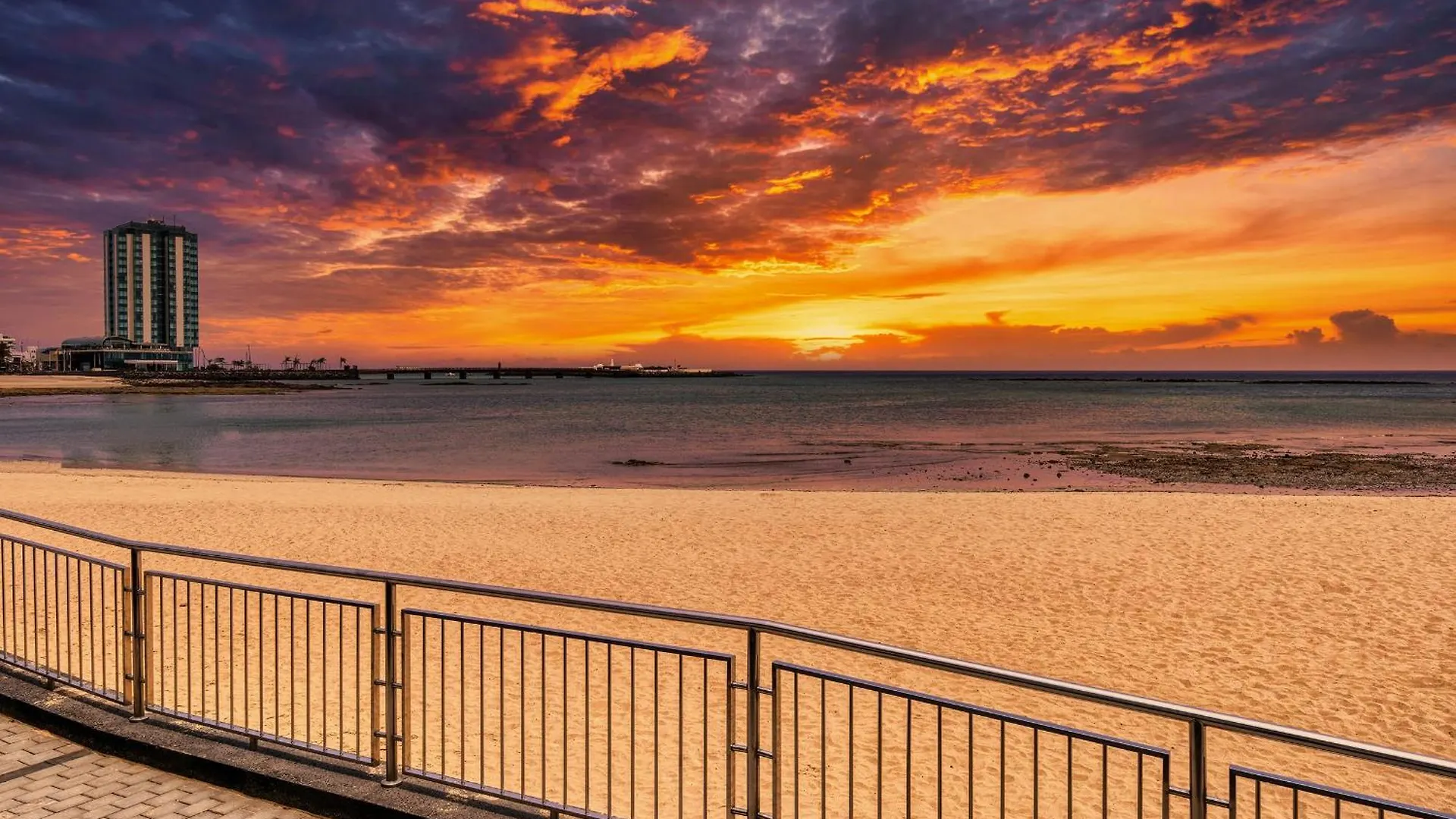 Studio El Greco Near The Reducto Beach Arrecife  Spain